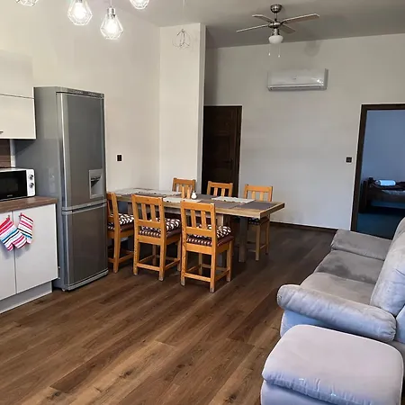 Apartmán Apartman 27 - Ubytovani V Krkonosich Se Saunou Trutnov